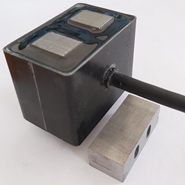 振动盘电磁铁组成